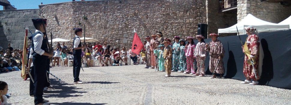 Els majors de Peníscola, gaudeixen de la seua festa