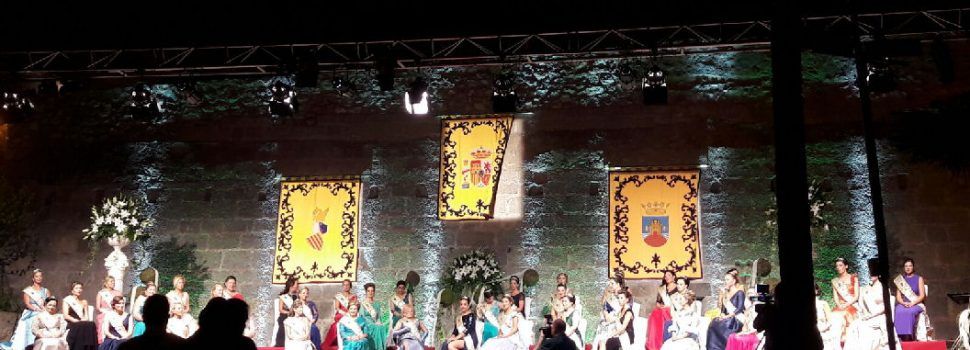 Peñíscola extiende sus 50 años de reinas a Canarias y México