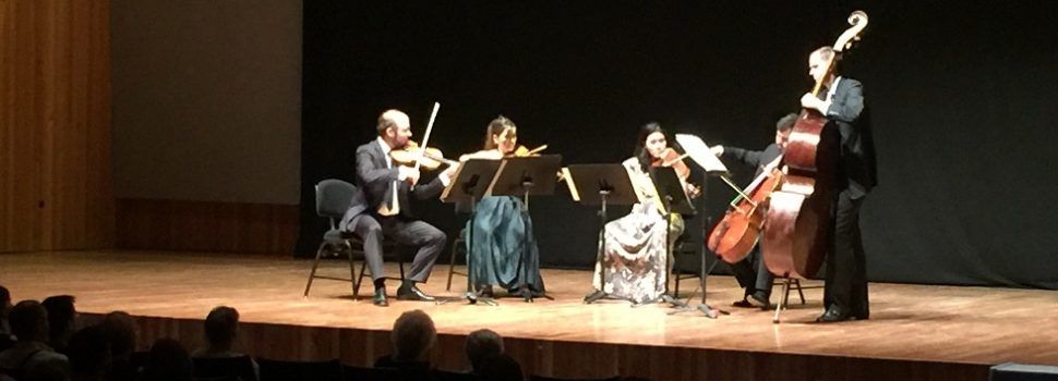 Más de 300 personas en el concierto de Elan Quintet en Peñíscola