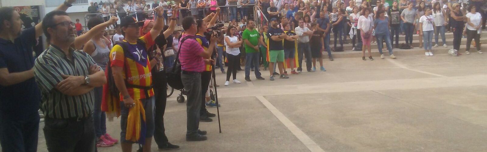 Concentració a Alcanar amb presència de l’alcalde de la Ràpita