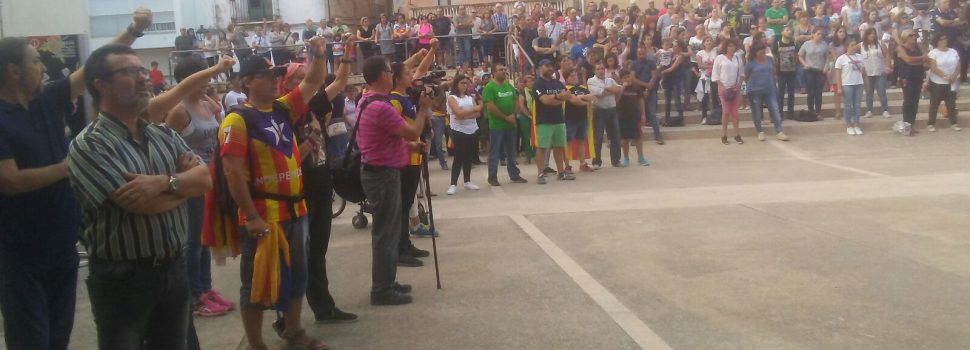 Concentració a Alcanar amb presència de l’alcalde de la Ràpita