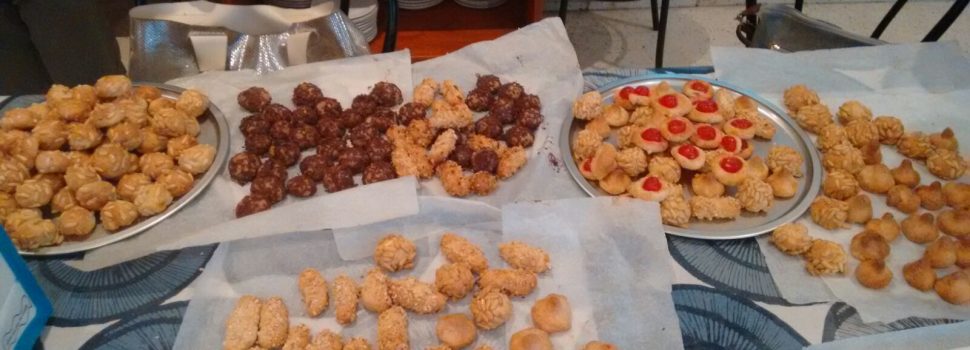 La Asociación de Enfermos Mentales elabora panellets