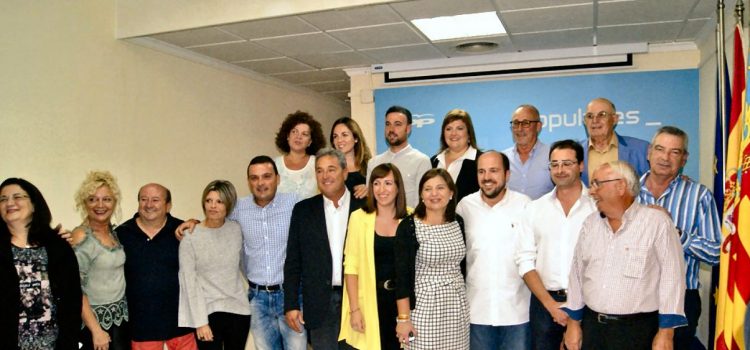 PP-Vinaròs elige a Gandía como presidente y a Miralles como secretaria general