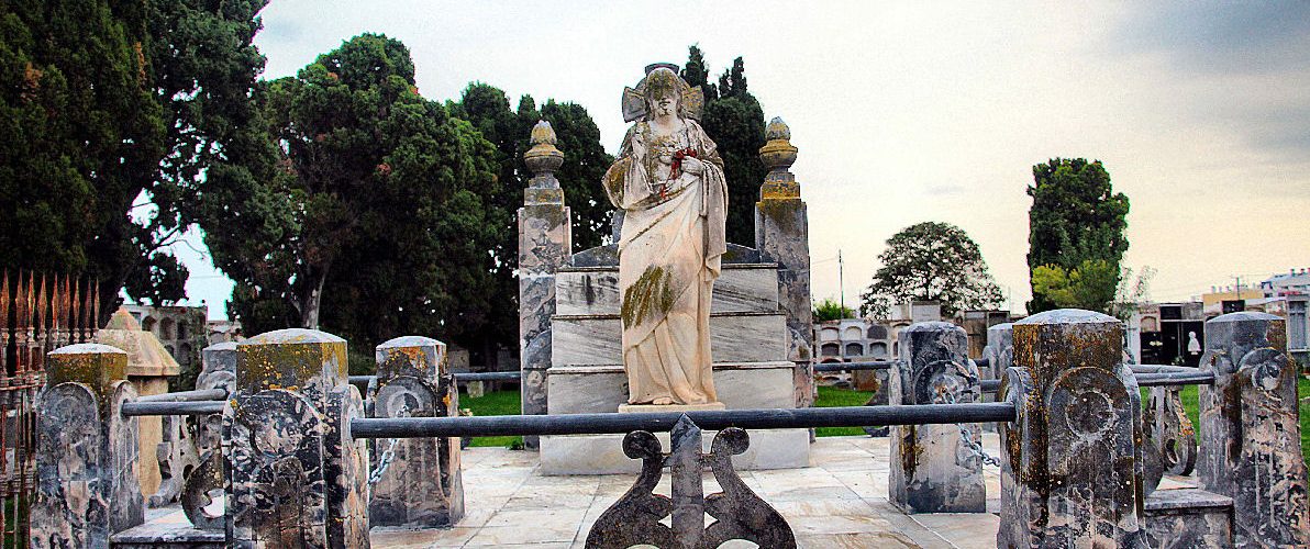 Ben Vist: cementeri de Vinaròs