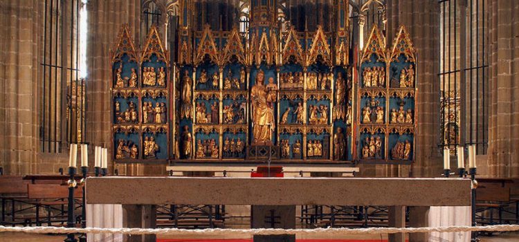 Dertosa Sacra proposa conèixer el retaule major de la Catedral de Tortosa
