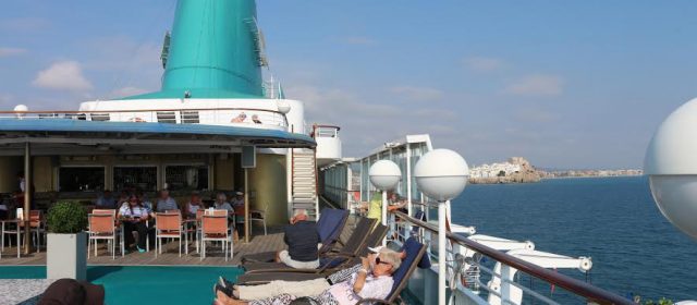 Desembarco de 700 turistas alemanes en Peñíscola