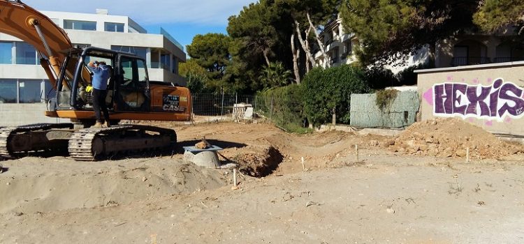 Comienzan los trabajos de adecuación del paseo del Cargador de Alcossebre