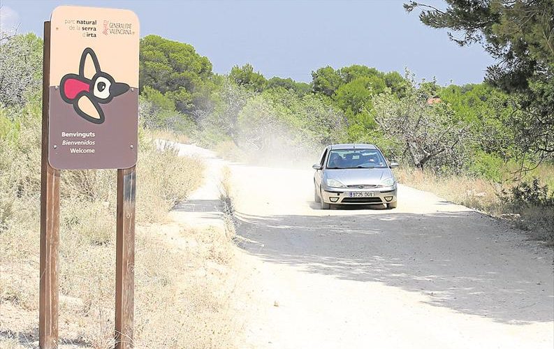 La limitación de la circulación de vehículos por la Serra d’Irta sigue sin definirse