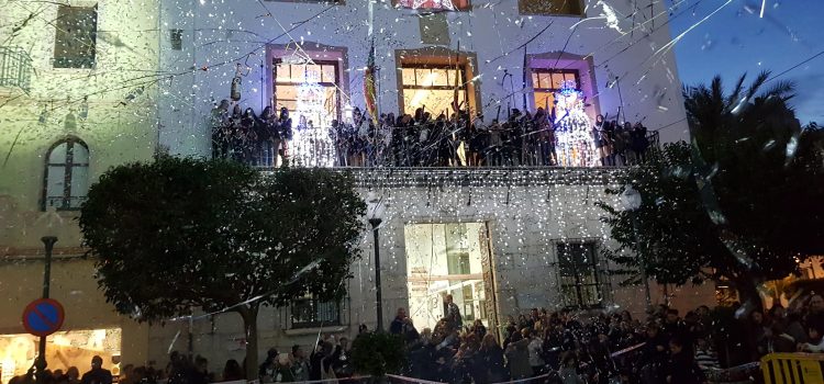 Encesa dels llums nadalencs