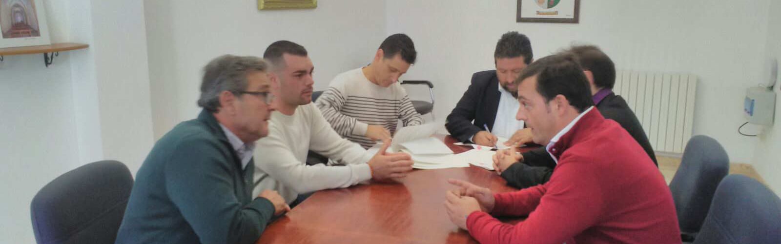 Conveni a La Jana per a les obres de la piscina municipal