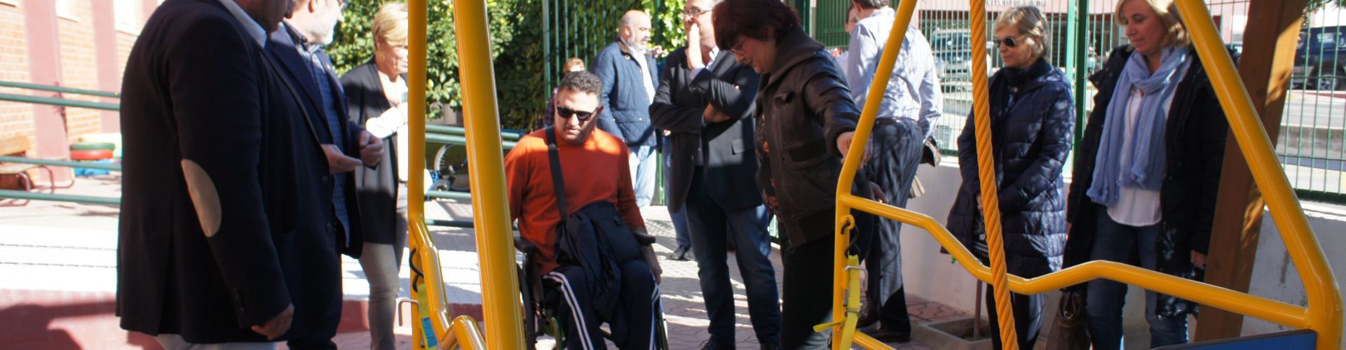 La Diputación promueve la igualdad de oportunidades con un Plan de Columpios Adaptados