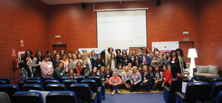 Les emprenedores es troben a Vinaròs “En Femení Plural: innovació i cooperació”