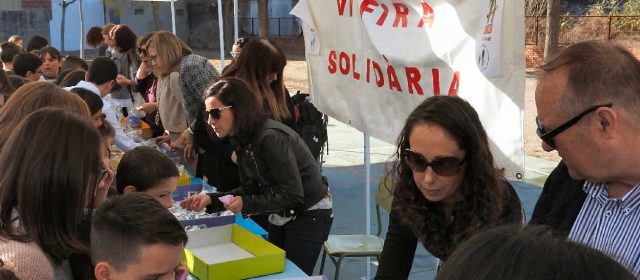 Una fira escolar recapta 670 euros per a Afaniad