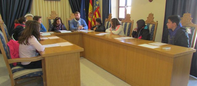 Sant Jordi amplia les ajudes per a completar XarxaLlibres