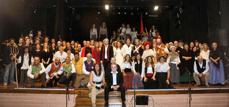 La Coral Polifónica Benicarlanda atrajo a más de dos mil personas al musical Les Misérables