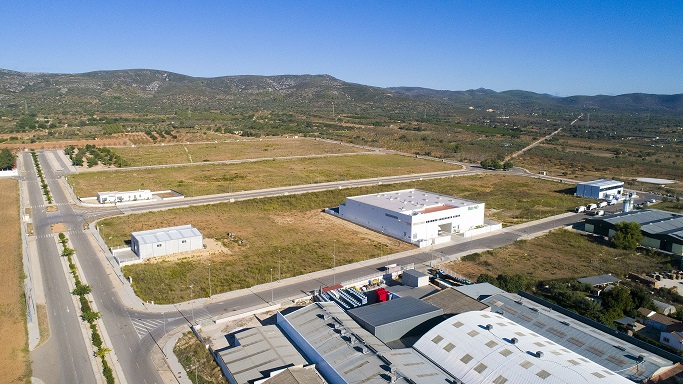 Alcalà-Alcossebre treballa per noves empreses al parc industrial El Campaner