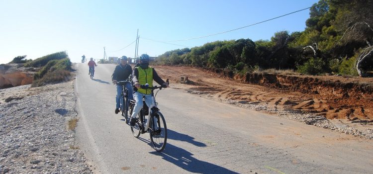 Comença la construcció d’una zona peatonal i carril bici al camí l’Atall d’Alcossebre