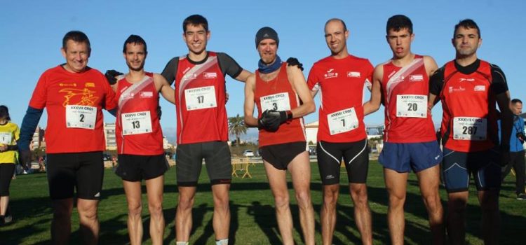 Set podis per a atletes del CE Vinaròs en el Cros de Benicarló