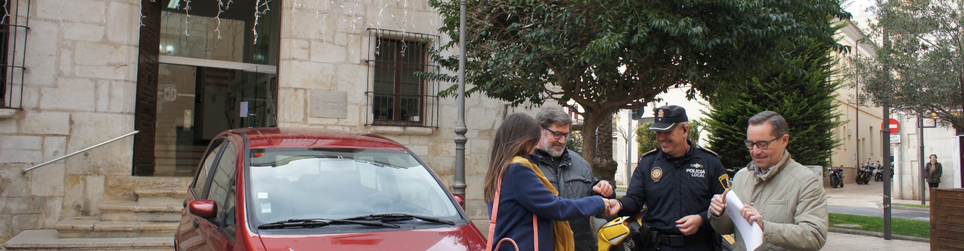 L’Ajuntament cedeix un vehicle al Departament de Salut de Vinaròs