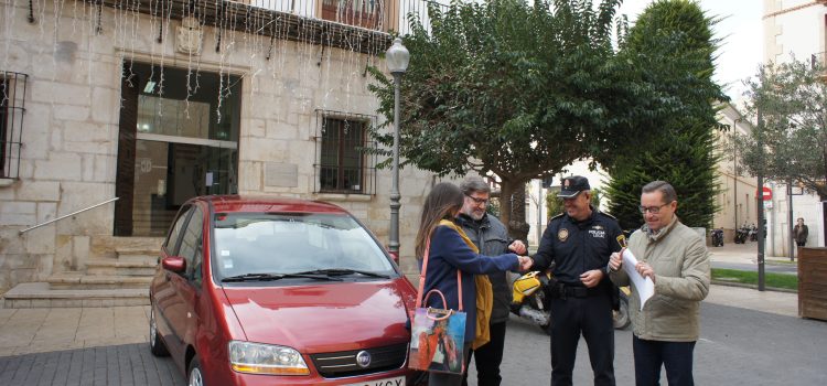 L’Ajuntament cedeix un vehicle al Departament de Salut de Vinaròs