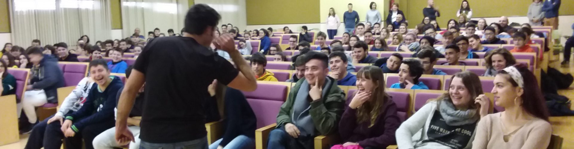 Teatre per aprendre a gestionar les relacions sexo-afectives en l’adolescència