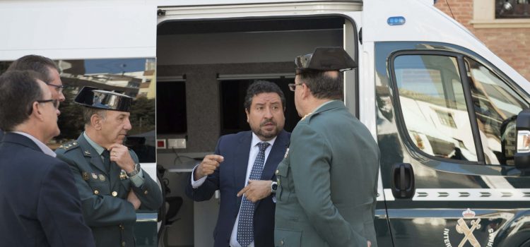 La Diputación y la Guardia Civil ponen en servicio la Intervención Móvil de Armas en los pueblos