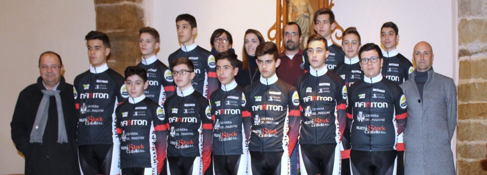 Presentación de la plantilla del “Hiper Europa Infiniton – Cervera – Sumistock”
