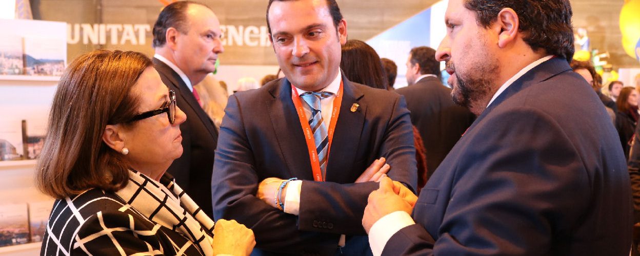 Jornada de intenso trabajo para los representantes de Peñíscola en FITUR