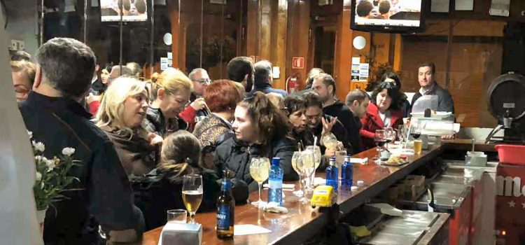 Els pinxos de la carxofa multipliquen la clientela als bars benicarlandos