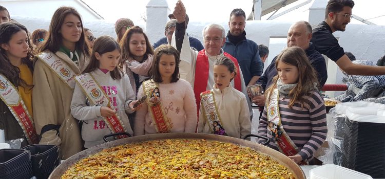 Vinaròs peregrinó en masa a la ermita honrando a San Sebastián