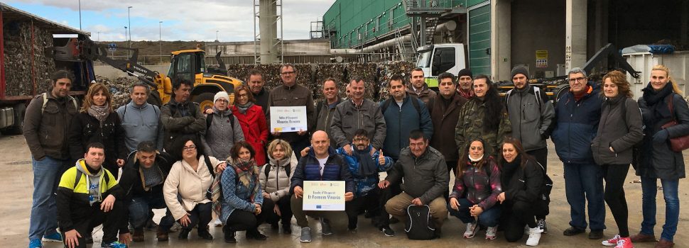 Els alumnes de Vinaròs Renova i Et Formem visiten la planta de Cervera