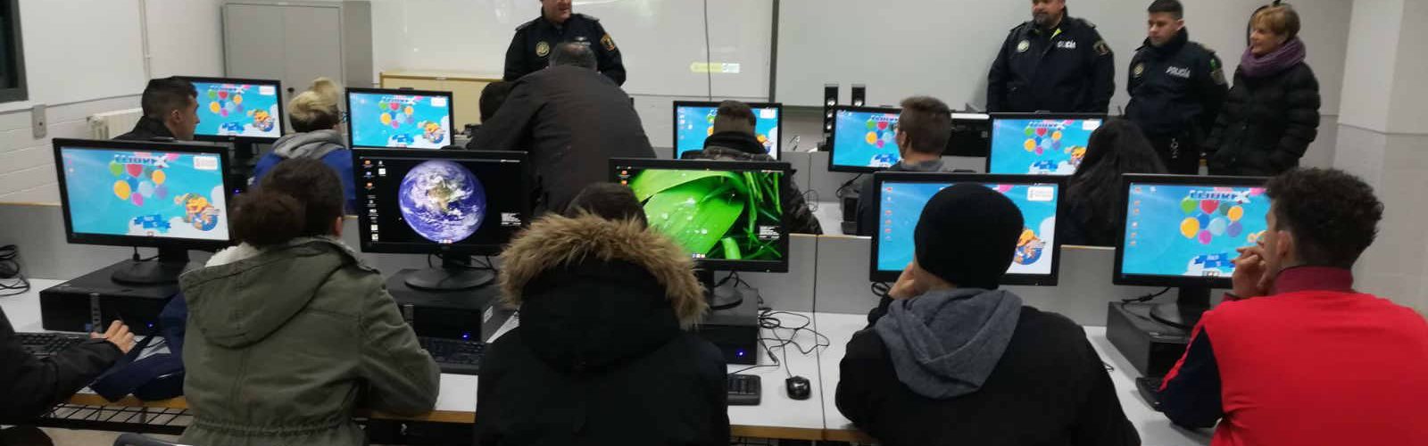 La Policía Local de Peñíscola pone en marcha el Plan de Educación Vial para más de 800 estudiantes