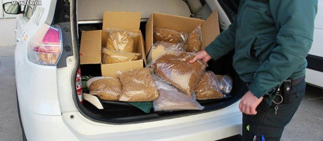 La Guardia Civil intercepta 14 kilos de picadura de tabaco adquirido a través de Internet