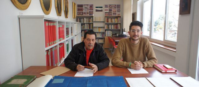 Ajuntament i Amics de Vinaròs formalitzen una nova donació a l’Arxiu Municipal