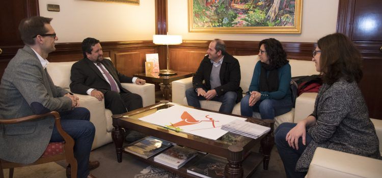 Moliner se reúne con el alcalde de La Salzadella