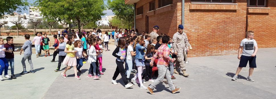 La Guàrdia Real va al “cole”