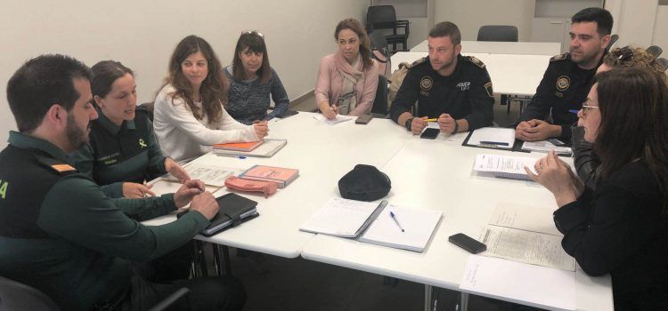 Policia Local d’Alcalà-Alcossebre i Guàrdia Civil coordinen l’atenció a 13 dones a través del protocol VIOGEN
