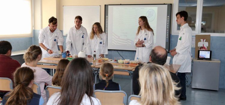 Semana de la Ciencia en Colegios ISP
