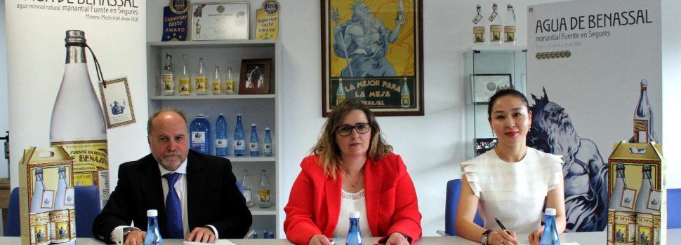 Agua de Benassal se consolida en China