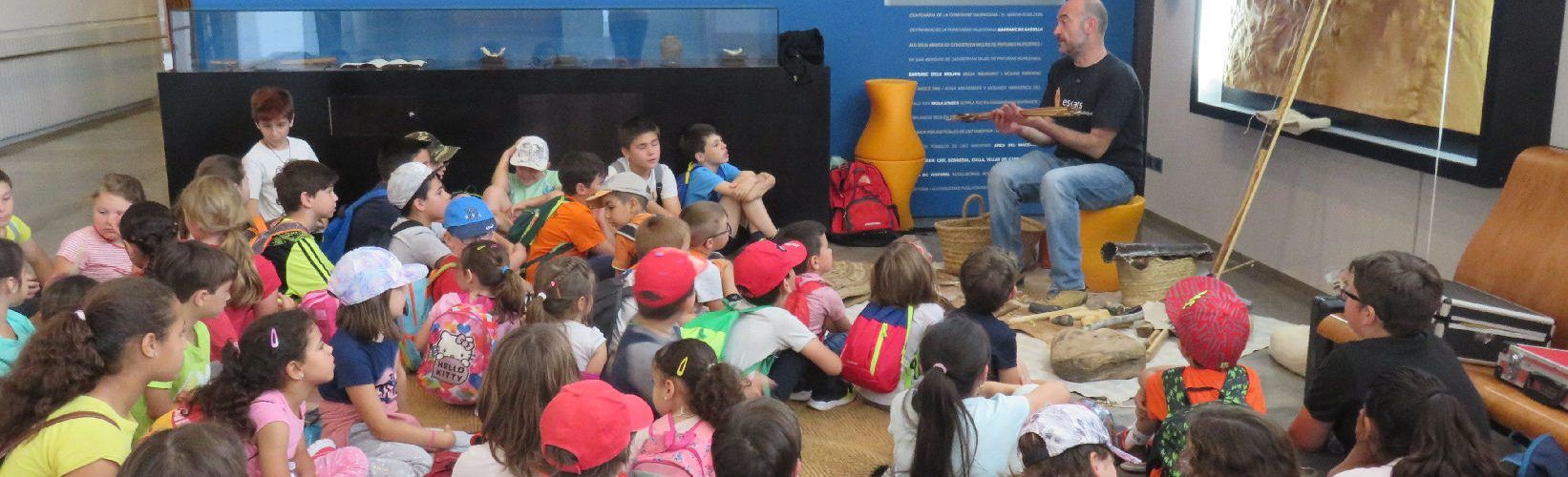 Dia dels Museus a la Valltorta, amb molta participació