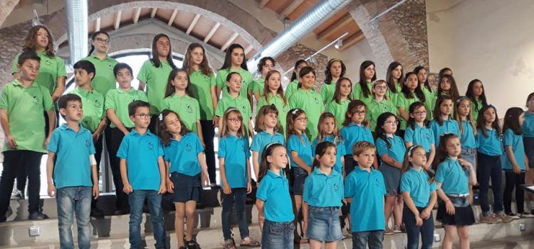 Concert final de curs de les corals infantils Bovalar i Petiquillo