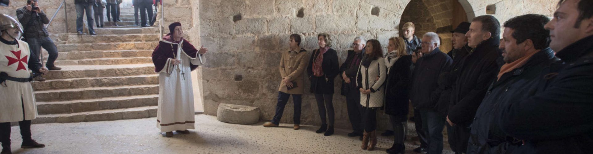 La Diputación estrena las visitas teatralizadas del Castillo de Peñíscola con el récord de 2.900 visitantes en una jornada