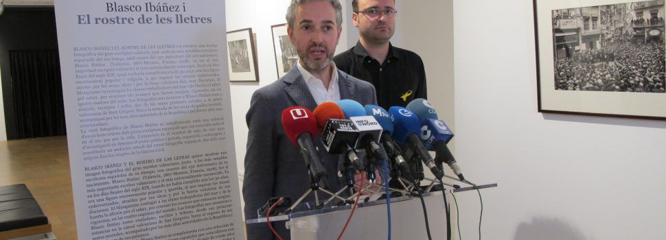 Benicarló acull una mostra de 48 fotografies que retraten Blasco Ibáñez