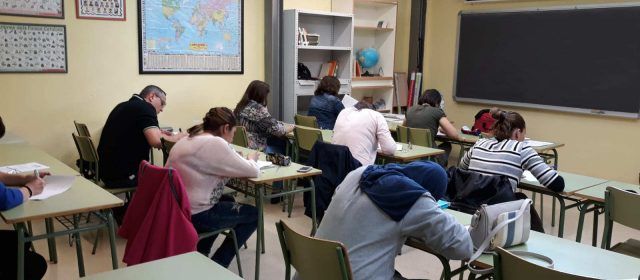 Aviva Benicarló avalua els primers alumnes del nivell A1 de valencià