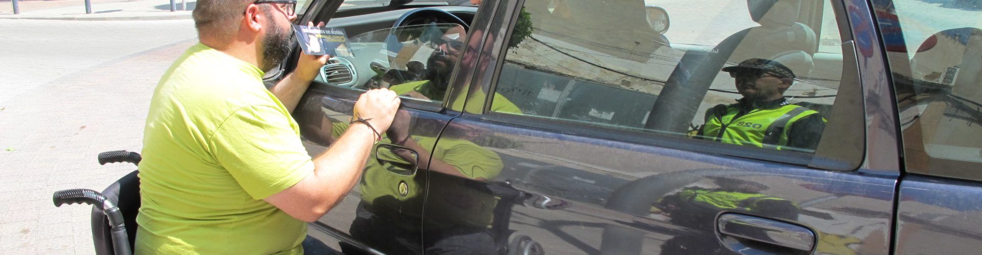 Benicarló sensibilitza sobre la necessitat de portar el cinturó de seguretat