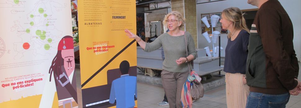 El Mercat acull una exposició que reivindica la utilització del valencià al cinema