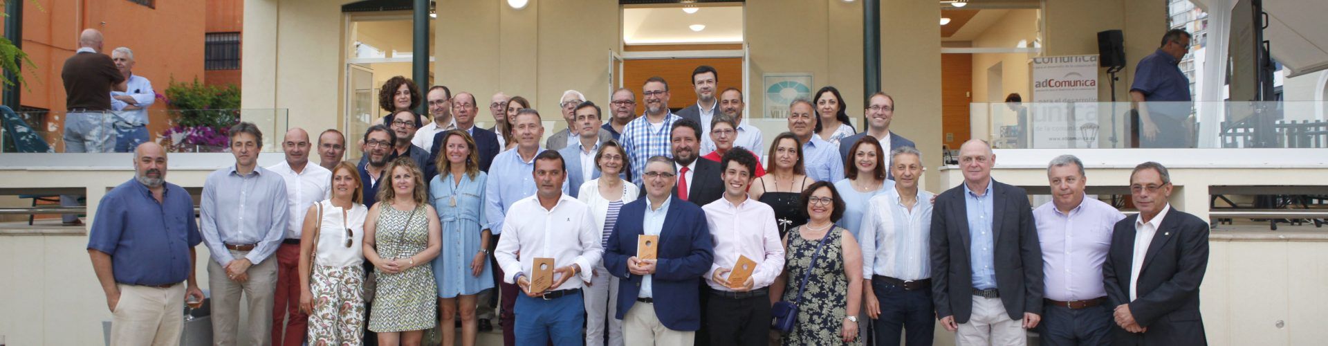 El alcalde de Peñíscola recoge el premio a la trayectoria en Comunicación
