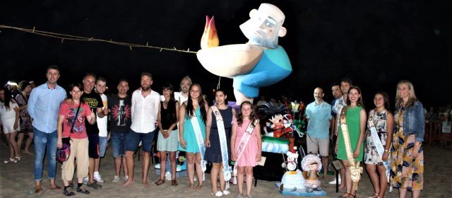 Nit de Sant Joan a Benicarló amb cremà d’una especial foguera