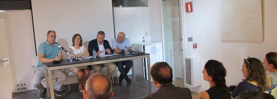 L’alcaldessa benicarlanda inaugura el curs d’arqueologia del Mucbe
