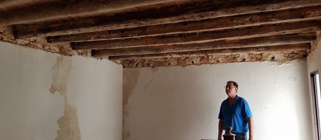 L’Ajuntament d’Alcalà-Alcossebre condiciona la coberta i repara desperfectes a la casa consistorial